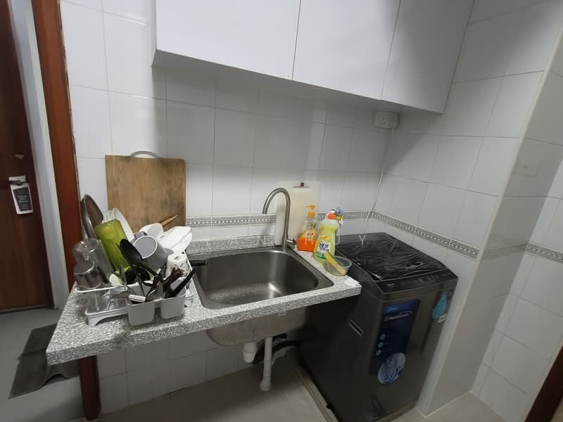 Parc Oasis, 35 Jurong East Avenue 1, Room Rental, 200 sqft, Condominium For Rent, by Alan Huy, 500112903 - Kitchen - PropertyGuru.com.sg