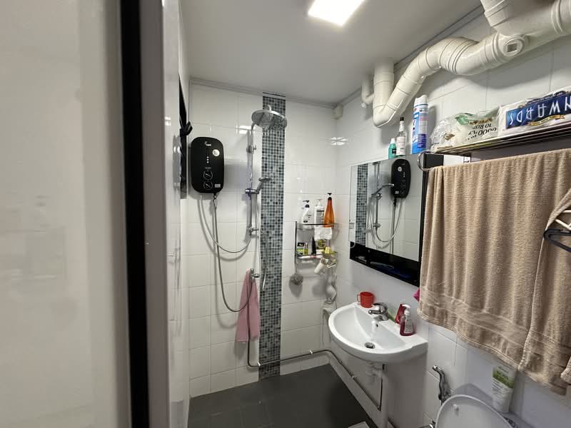 636 Hougang Avenue 8, 636 Hougang Avenue 8, 3 Bedrooms, 904 sqft, HDB Flat For Sale, by Eddie Goh, 500112908 - PropertyGuru.com.sg