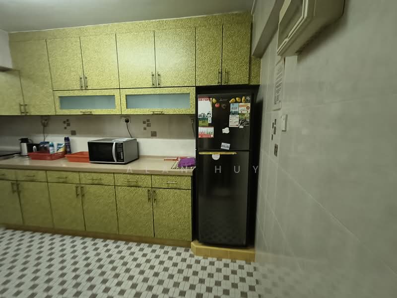 Neptune Court, 1 Marine Vista, Room Rental, 200 sqft, Apartment For Rent, by Alan Huy, 500112909 - Kitchen - PropertyGuru.com.sg