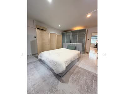 For Rent - Elizabeth Tower