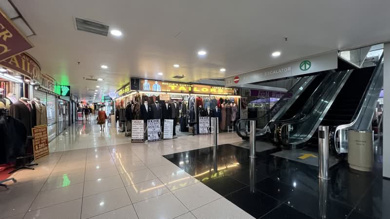 Orchard Plaza, 150 Orchard Road, 151 sqft, Mall Shop For Rent, by Alvin Chua, 500112920 - Corridor - CommercialGuru.com.sg