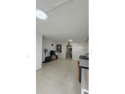 For Sale - 742 Yishun Avenue 5