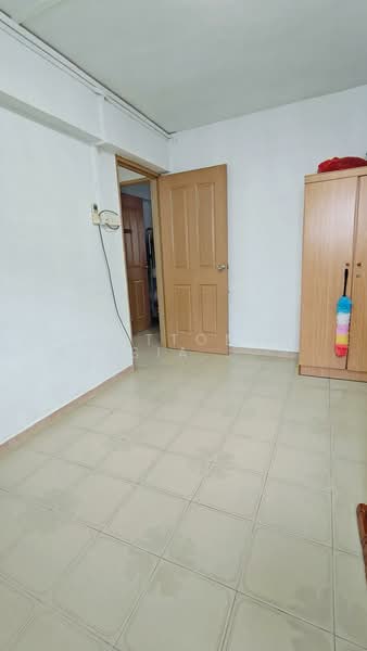 742 Yishun Avenue 5, 742 Yishun Avenue 5, 3 Bedrooms, 1,001 sqft, HDB Flat For Sale, by CLEO, 500112928 - Interior - PropertyGuru.com.sg