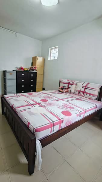 742 Yishun Avenue 5, 742 Yishun Avenue 5, 3 Bedrooms, 1,001 sqft, HDB Flat For Sale, by CLEO, 500112928 - Bedroom - PropertyGuru.com.sg