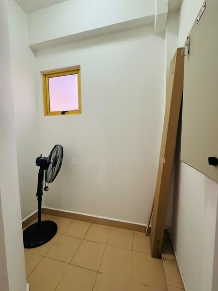 Villa Marina, 31 Jalan Sempadan, 3 Bedrooms, 1,249 sqft, Condominium For Sale, by Nicole Lin, 500112940 - Interior - PropertyGuru.com.sg