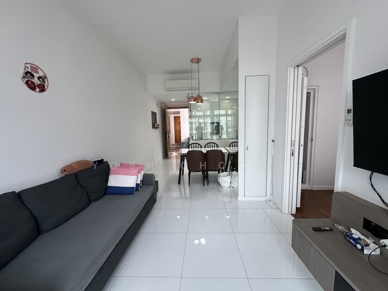 The Cascadia, 939 Bukit Timah Road, 1 Bedroom, 582 sqft, Condominium For Sale, by Yosh Choong, 500112952 - Living Room - PropertyGuru.com.sg