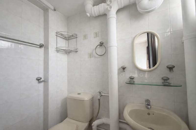 45 Telok Blangah Drive, 45 Telok Blangah Drive, 1 Bedroom, 484 sqft, HDB Flat For Sale, by George Wong, 500112955 - Bathroom - PropertyGuru.com.sg