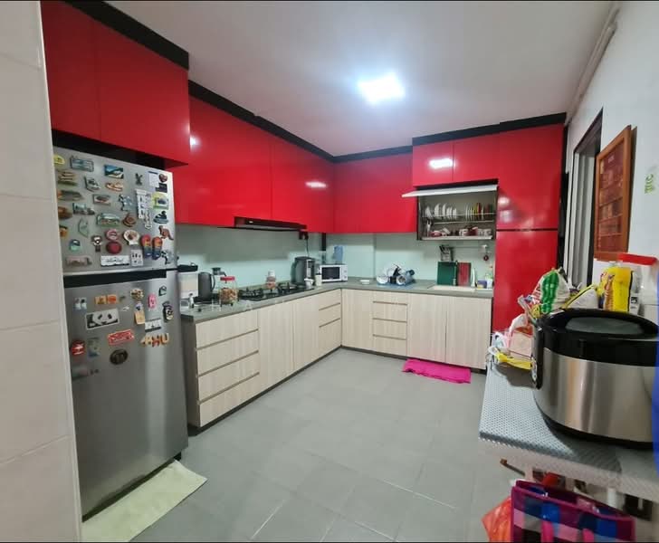 602 Choa Chu Kang Street 62, 602 Choa Chu Kang Street 62, 3 Bedrooms, 1,561 sqft, HDB Flat For Sale, by Adhana Kamis, 500112961 - Kitchen - PropertyGuru.com.sg