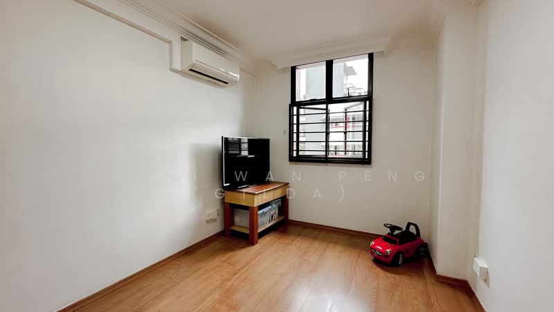 341B Sembawang Close, 341B Sembawang Close, 3 Bedrooms, 1,195 sqft, HDB Flat For Sale, by Seah Wan Peng (Gilda), 500112962 - Bedroom - PropertyGuru.com.sg