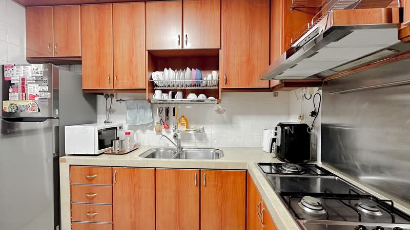 341B Sembawang Close, 341B Sembawang Close, 3 Bedrooms, 1,195 sqft, HDB Flat For Sale, by Seah Wan Peng (Gilda), 500112962 - Kitchen - PropertyGuru.com.sg