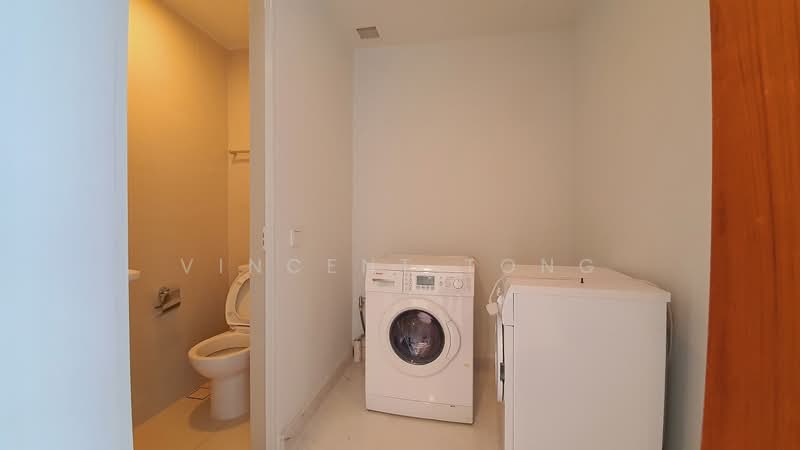 Altez, 16 Enggor Street, 3 Bedrooms, 1,561 sqft, Condominium For Sale, by Vincent Tong, 500112974 - Bathroom - PropertyGuru.com.sg