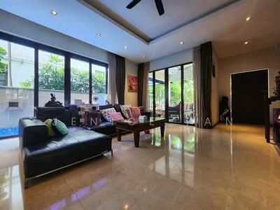 For Sale - SEASIDE PARK wide frontage Bungalow NS Facing Regular Plot. Prime Locale