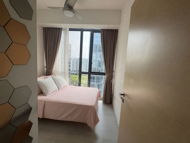 The Luxurie, 19 Compassvale Road, 3 Bedrooms, 1,055 sqft, Condominium For Sale, by James Hong, 500112988 - Bedroom - PropertyGuru.com.sg