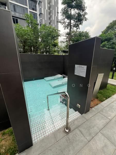 The Luxurie, 19 Compassvale Road, 3 Bedrooms, 1,055 sqft, Condominium For Sale, by James Hong, 500112988 - Exterior - PropertyGuru.com.sg