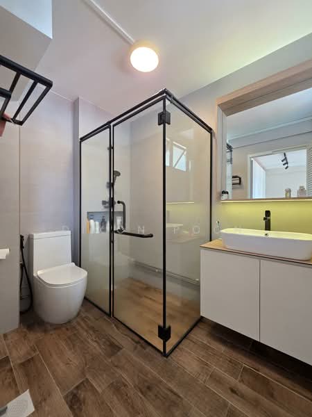 422 Pasir Ris Drive 6, 422 Pasir Ris Drive 6, 4 Bedrooms, 1,561 sqft, HDB Flat For Sale, by Dixon Poon, 500112991 - Bathroom - PropertyGuru.com.sg