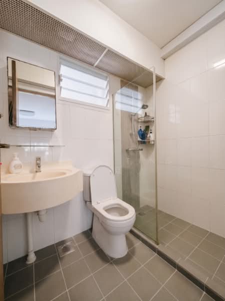 287A Compassvale Crescent, 287A Compassvale Crescent, 3 Bedrooms, 1,033 sqft, HDB Flat For Sale, by Ed Yu Ting 昱廷, 500112996 - Bathroom - PropertyGuru.com.sg