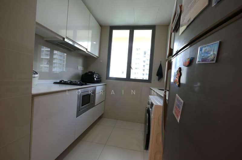 Bedok Residences, 30 Bedok North Drive, 2 Bedrooms, 829 sqft, Condominium For Sale, by Lorrain Ng, 500112997 - Kitchen - PropertyGuru.com.sg