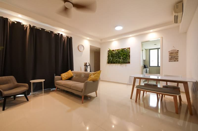 Bedok Residences, 30 Bedok North Drive, 2 Bedrooms, 829 sqft, Condominium For Sale, by Lorrain Ng, 500112997 - Living Room - PropertyGuru.com.sg