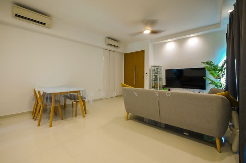 Bedok Residences, 30 Bedok North Drive, 2 Bedrooms, 829 sqft, Condominium For Sale, by Lorrain Ng, 500112997 - Living Room - PropertyGuru.com.sg