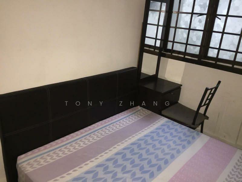 506 Ang Mo Kio Avenue 8, 506 Ang Mo Kio Avenue 8, 2 Bedrooms, 721 sqft, HDB Flat For Sale, by Tony Zhang, 500113009 - Bedroom - PropertyGuru.com.sg