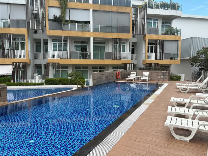 East Village, 430 Upper Changi Road, 301 sqft, Food & Beverage For Sale, by Alvin Charm, 500113015 - Swimming pool - CommercialGuru.com.sg