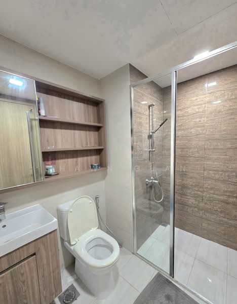 Sol Acres, 8 Choa Chu Kang Grove, 3 Bedrooms, 1,044 sqft, Executive Condominium For Sale, by Shawn Guan, 500113036 - Bathroom - PropertyGuru.com.sg