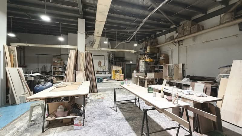 Hiangkie Industrial Building IV, 27 Woodlands Industrial Park E1, 2,800 sqft, Factory / Workshop (B2) For Sale, by Joyce Chua, 500113040 - Interior - CommercialGuru.com.sg