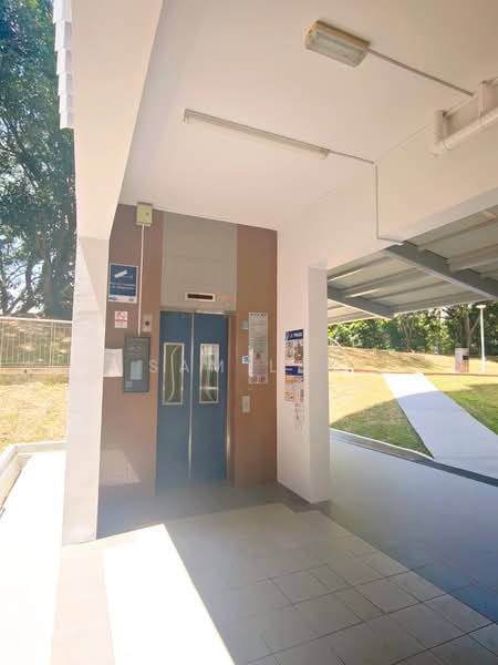 611 Bedok Reservoir Road, 611 Bedok Reservoir Road, Room Rental, 156 sqft, HDB Flat For Rent, by Sam Lek, 500113048 - Lobby - PropertyGuru.com.sg