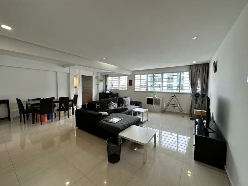 137 Simei Street 1, 137 Simei Street 1, 3 Bedrooms, 1,313 sqft, HDB Flat For Sale, by Anthony Yeo, 500113055 - Living Room - PropertyGuru.com.sg