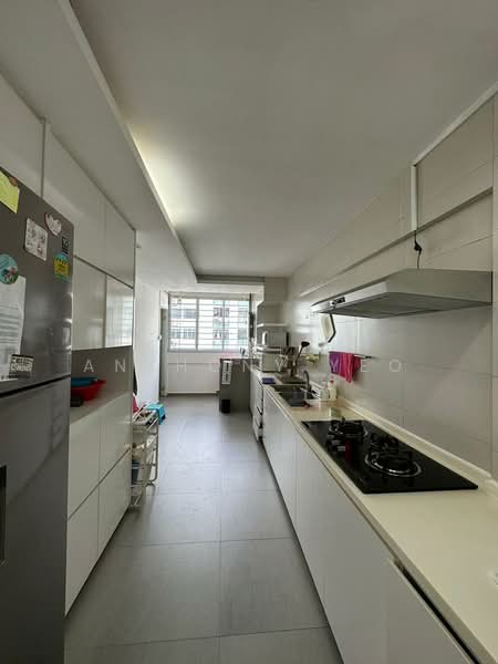 137 Simei Street 1, 137 Simei Street 1, 3 Bedrooms, 1,313 sqft, HDB Flat For Sale, by Anthony Yeo, 500113055 - Kitchen - PropertyGuru.com.sg