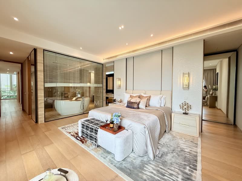 Eden Residences Capitol, 11 Stamford Road, 4 Bedrooms, 3,003 sqft, Condominium For Sale, by Jasmine Png, 500113058 - Master Bedroom - PropertyGuru.com.sg