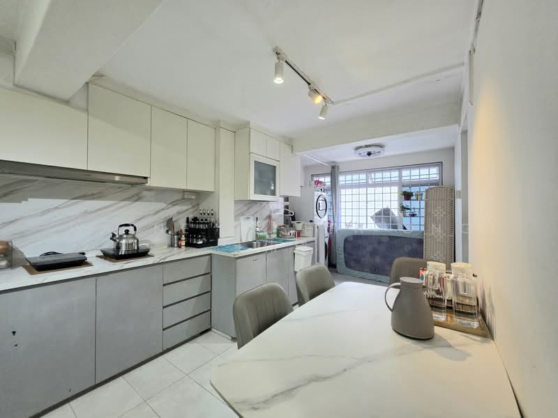 44 Telok Blangah Drive, 44 Telok Blangah Drive, 2 Bedrooms, 700 sqft, HDB Flat For Sale, by Wayne Joseph Ong 王伟洋, 500113069 - Kitchen - PropertyGuru.com.sg