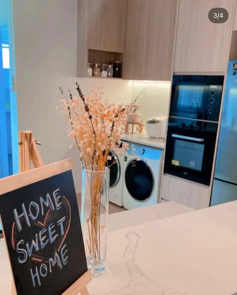 204 Pasir Ris Street 21, 204 Pasir Ris Street 21, 3 Bedrooms, 1,582 sqft, HDB Flat For Sale, by Sharil Satar, 500113071 - Kitchen - PropertyGuru.com.sg