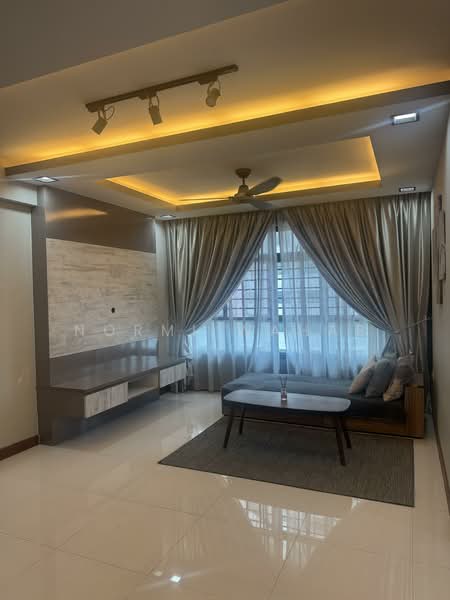 817A Keat Hong Link, 817A Keat Hong Link, 3 Bedrooms, 990 sqft, HDB Flat For Sale, by Normi Wahab, 500113074 - Living Room - PropertyGuru.com.sg