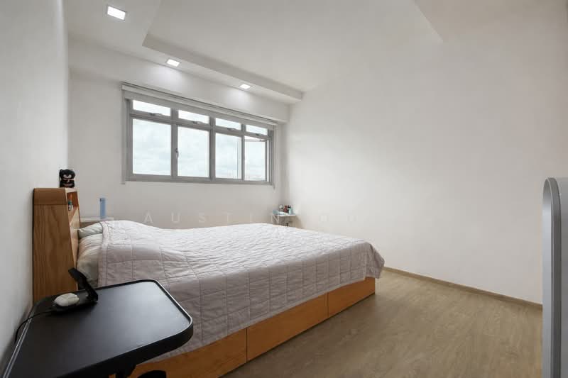 ⭐️ C.H.E.A.P Move in ready 4rm HDB! Newly reno ⭐️, , 3 Bedrooms, 990 sqft, HDB Flat For Sale, by Austin Quek, 500113075 - PropertyGuru.com.sg