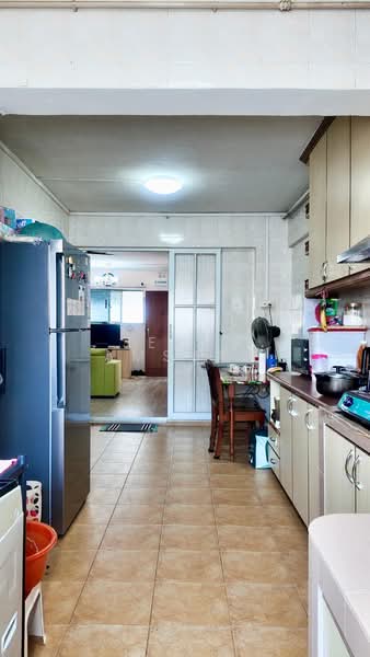 58 Chai Chee Drive, 58 Chai Chee Drive, 2 Bedrooms, 807 sqft, HDB Flat For Sale, by Jerez Amsyar, 500113083 - Kitchen - PropertyGuru.com.sg