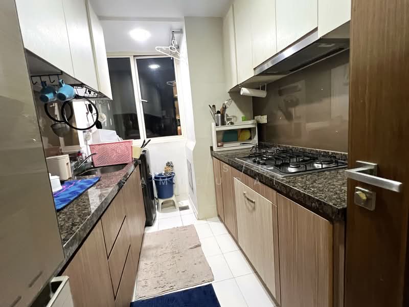 Watercolours, 25 Pasir Ris Link, 3 Bedrooms, 1,000 sqft, Executive Condominium For Rent, by Anbu s/o Samidurai, 500113084 - Kitchen - PropertyGuru.com.sg