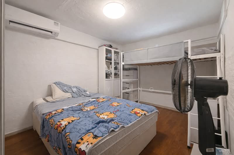 129 Bukit Merah View, 129 Bukit Merah View, 2 Bedrooms, 699 sqft, HDB Flat For Sale, by Andy Ong, 500113091 - Bedroom (Actual) - PropertyGuru.com.sg