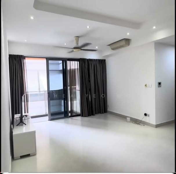 Waterford Residence, 23 Kim Yam Road, 3 Bedrooms, 1,044 sqft, Condominium For Sale, by Anthea Yeo 杨丽娇, 500113093 - Living Room - PropertyGuru.com.sg