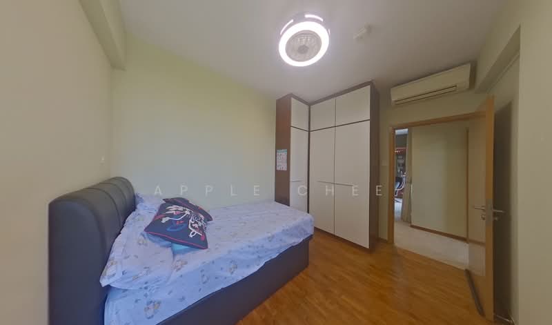 Hillvista, 1 Elizabeth Drive, 2 Bedrooms, 945 sqft, Condominium For Sale, by Apple Chee, 500113095 - Bedroom - PropertyGuru.com.sg