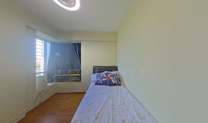 Hillvista, 1 Elizabeth Drive, 2 Bedrooms, 945 sqft, Condominium For Sale, by Apple Chee, 500113095 - Bedroom - PropertyGuru.com.sg