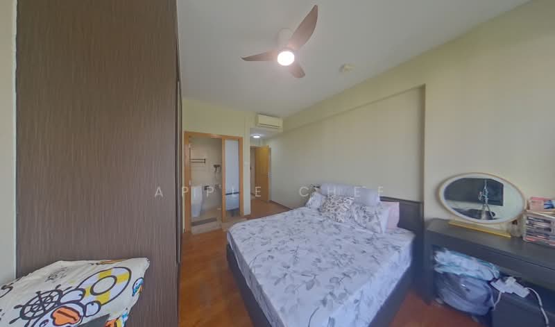Hillvista, 1 Elizabeth Drive, 2 Bedrooms, 945 sqft, Condominium For Sale, by Apple Chee, 500113095 - Bedroom - PropertyGuru.com.sg