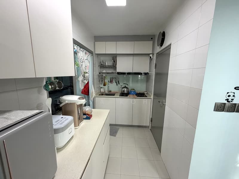 804A Keat Hong Close, 804A Keat Hong Close, 2 Bedrooms, 731 sqft, HDB Flat For Sale, by Alyssa Koh L X, 500113100 - Kitchen - PropertyGuru.com.sg