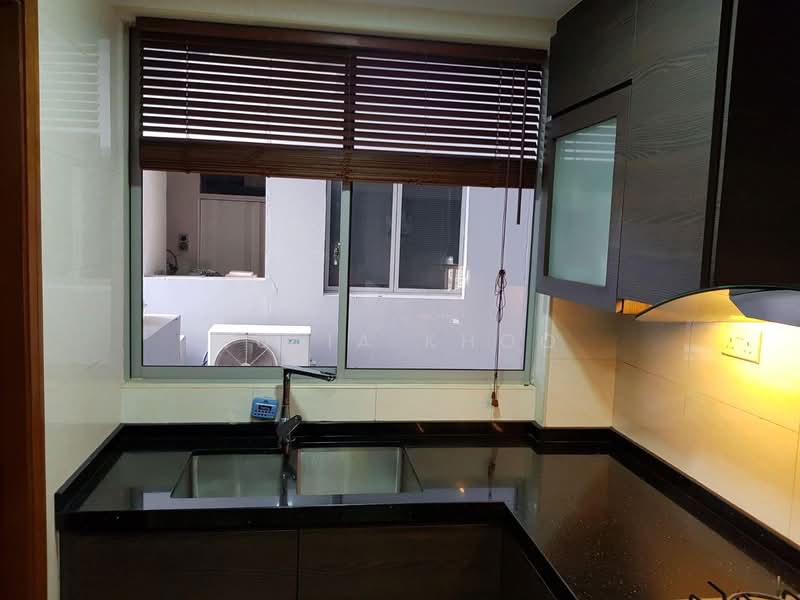 The Bayshore, 22 Bayshore Road, 3 Bedrooms, 1,184 sqft, Condominium For Sale, by Julia Khoo, 500113101 - Kitchen - PropertyGuru.com.sg