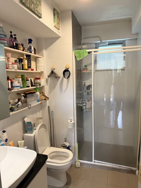 475B Upper Serangoon Crescent, 475B Upper Serangoon Crescent, 4 Bedrooms, 1,205 sqft, HDB Flat For Sale, by Chris Tan, 500113110 - Bathroom - PropertyGuru.com.sg