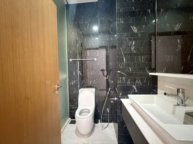 The Tennery, 5A Woodlands Road, 1 Bedroom, 614 sqft, Condominium For Sale, by Marcus Tham, 500113118 - Bathroom - PropertyGuru.com.sg