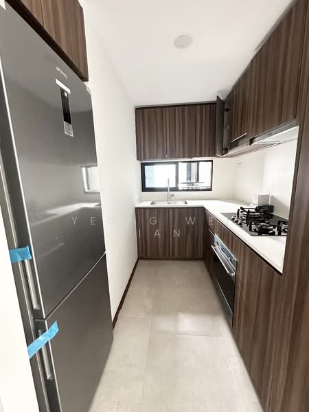 Lentor Modern, Lentor Central, 3 Bedrooms, 980 sqft, Condominium For Rent, by Yeong Wei Jian, 500113119 - Kitchen - PropertyGuru.com.sg