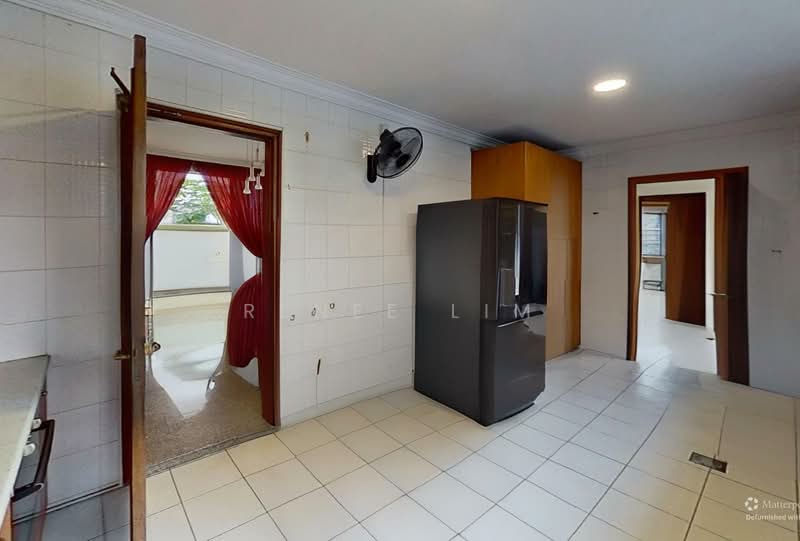 Henry Park Estate, Mount Sinai Lane, 5 Bedrooms, 4,000 sqft, Detached House For Sale, by Renee Lim, 500113127 - Kitchen - PropertyGuru.com.sg