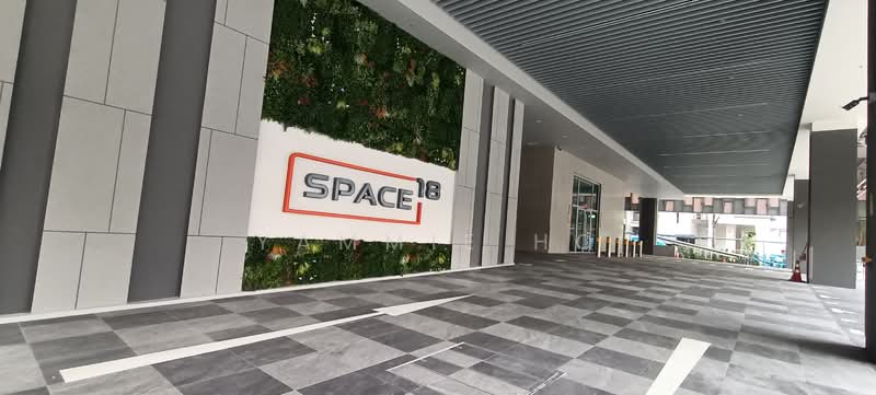 SPACE 18