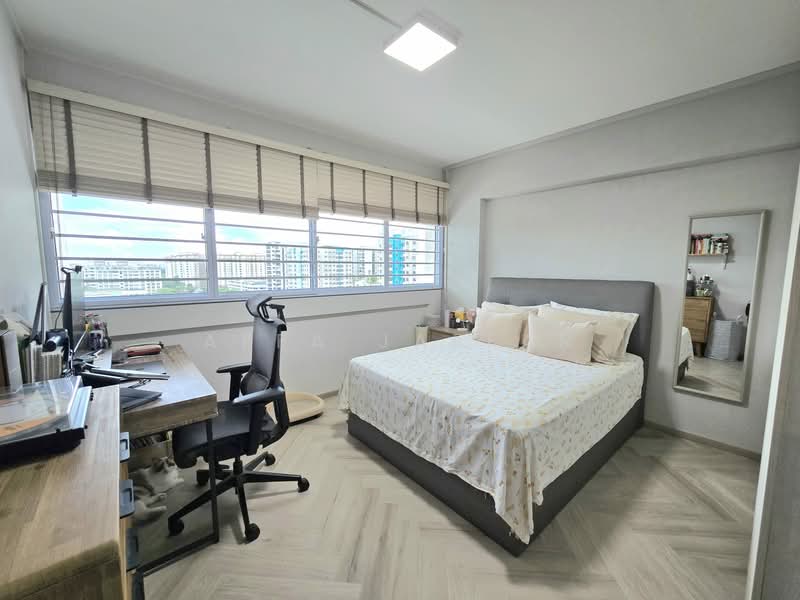 879 Tampines Avenue 8, 879 Tampines Avenue 8, 3 Bedrooms, 1,109 sqft, HDB Flat For Sale, by Affa Jaffar, 500113134 - Bedroom - PropertyGuru.com.sg